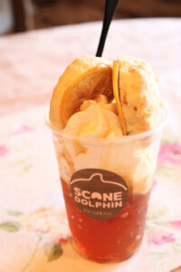 水戸「スコーンドルフィン」 夏限定のスコーンパフェ