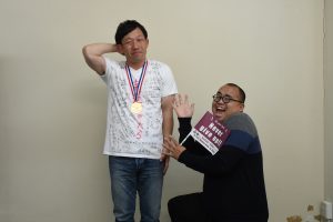 お笑いコンビ「オスペンギン」が1人でウルトラマラソン　完走ならずも感動の輪