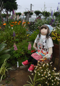 公園にかかし一家