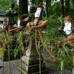 ”疫病平定”願い大助人形　鹿島神宮で初めて飾り付け