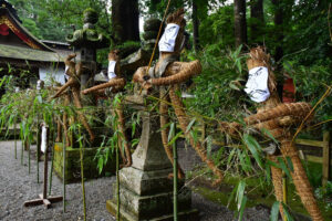 ”疫病平定”願い大助人形 鹿島神宮で初めて飾り付け