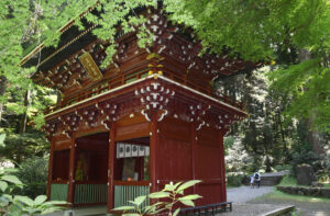 【茨城再見聞】セミ時雨が降る夏の終わり　御岩神社（日立）