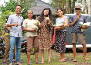 コロナ禍のバリ島支援 語学留学中の鈴木眞純さん