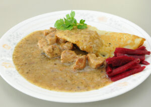 【教えて！　お国のレシピ⑧】ポーランドの「グラシュ」　ビエルナツカ・ヤマグチ・イボナさん（水戸）