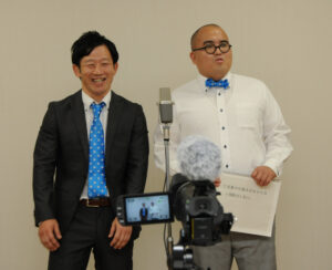 お笑いコンビの啓発動画 市消費生活セが若者向けに制作