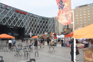 水戸のビア&酒ガーデン あすから水戸駅南デッキで