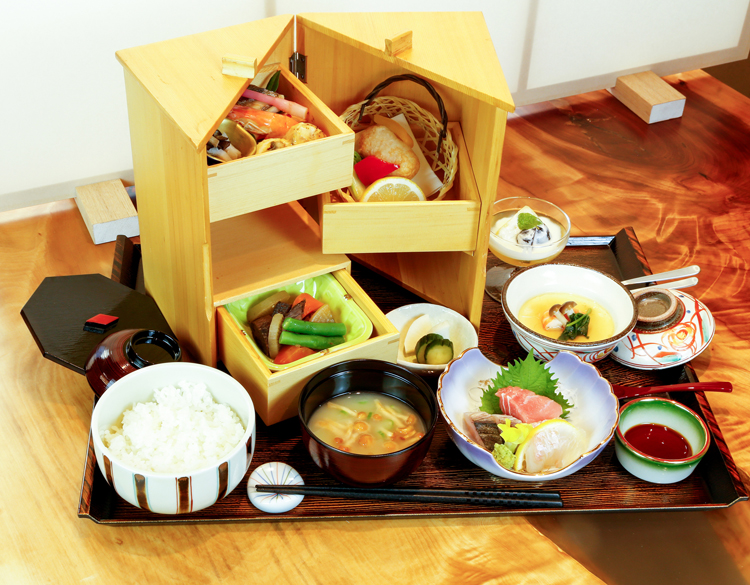 厳選メニューでおもてなし　神栖・日本料理「六左衛門」