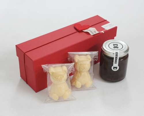 クマの手作り最中