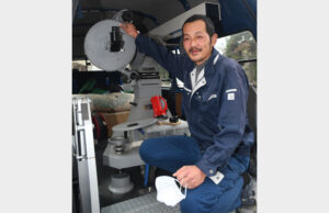 【寒さなんて何のその④】天文は無限のエンタメ 移動天文車指導員の中川義通さん