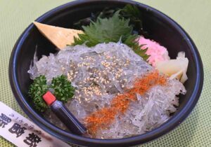 「新富鮨」日立市多賀町