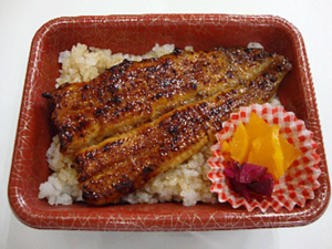 「鰻と四季の御膳 里川」日立市本宮町