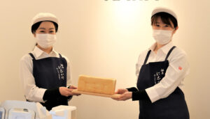 絹のような食パン　「銀座に志かわ」