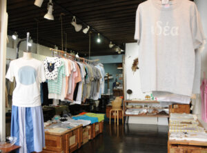 「Tシャツ」の展覧会 水戸と笠間で開催中