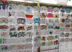 願いこめたうちわ巡回展示　ＪＡ常陸常陸太田地区女性部（茨城・常陸太田）