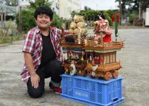 祭りが、山車が、大好き こつこつと模型を作る市原さん（茨城・潮来） | よみうりタウンニュース