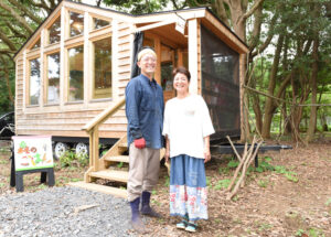 地元楽しむ新空間　雑木林と、「森のごはん」