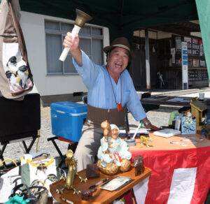 毎月第4土曜開催 吉田神社骨董市(茨城・水戸)