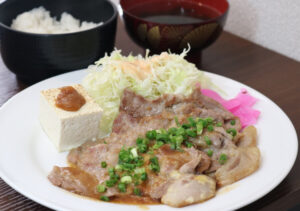 飾らない定食店 銀MARU(マル)(定食・居酒屋 (日 立))