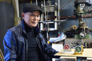 燃料は持ち前の探究心　ミニエンジンを作る石津さん（茨城・鹿嶋）