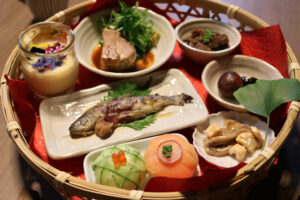 秋の味覚満載で12月19日まで 古民家レストラン「高萩茶寮」(茨城・高萩)