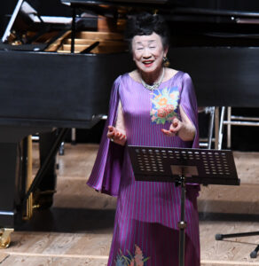 90歳の歌姫が魅了 声楽家中澤さん 県主催コンサートで(茨城・水戸)
