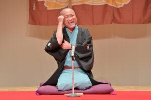 人生を彩る２つの居場所　高校国語科教諭　高座名・二松亭ちゃん平（茨城・日立）