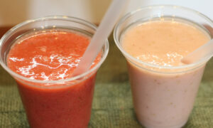 採れたてイチゴのジュース　イチゴ園「夢ファーム」（茨城・鉾田）