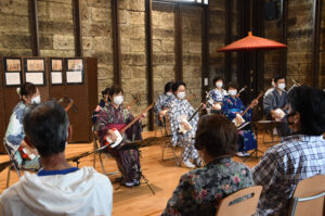 ３か月の三味線　堂々と　地元サークルが演奏会企画（茨城・潮来）
