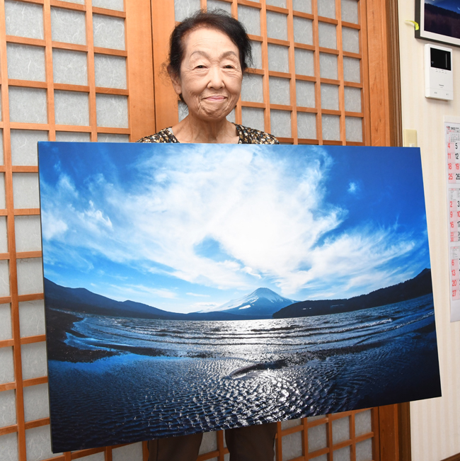 ８５歳小野さん初個展　夫との思い出の地・富士山の写真作品５０点（茨城・北茨城）