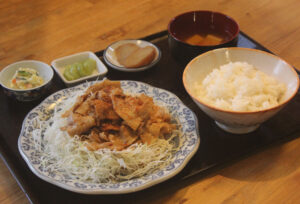 地域に愛される店 まるい食堂(食堂 茨城・鉾田)