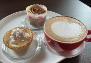 コーヒーとガレット　ｃａｆｅ（カフェ） ルシヨン（カフェ　神栖）