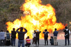 爆破見学会　県観光物産協会主催（茨城・常陸大宮）