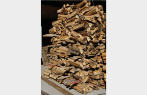 美和の薪販売会 道の駅みわ 良質のナラ・クヌギ材(茨城・常陸大宮)