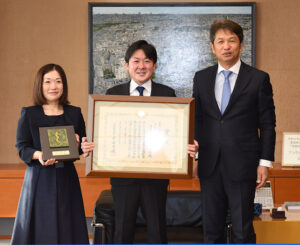 深作農園が内閣総理大臣賞  ICT活用、労働環境整備などが評価（茨城・鉾田）