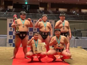 「白鵬杯」で準優勝 友部相撲少年団の5人(茨城・笠間市)