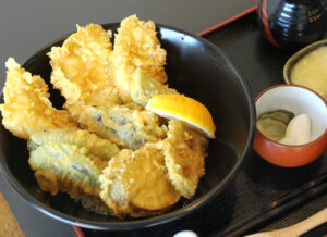 東京仕込みのこだわり店　天丼、天重「みそら亭」（茨城・日立市）