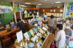 「茶舗牧ノ原」6店で感謝祭 創業50周年 2000円以上買い物でくじ(茨城・茨城町)