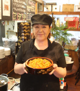 “すし桶７段”は棚ぼた品　大盛り洋食店「ウオカネ」（茨城・水戸市）