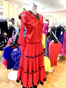 社交ダンスウエアが充実　「ＲＡＮプレタ」（茨城・水戸市）