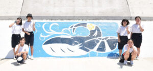 １０００人画廊に６つの新作が完成　神栖四中美術部員（茨城・神栖市）