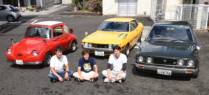親子である以上に旧車仲間 有賀清志さんと2人の息子(茨城・北茨城市)
