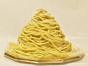 自家製ペーストの「新栗作りたてモンブラン」 洋菓子店「くりーむ」(茨城・笠間市)