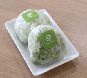 マコモのおにぎり　道の駅いたこ（茨城・潮来市）