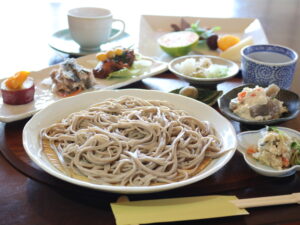 古民家でそばを 今日ハ晴レ(茨城・常陸太田市)