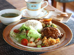 中高年楽しめる場に カフェ ガルテン(茨城・ひたちなか市)