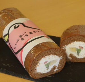 恵方巻きロールケーキ　あひるｃａｆｅ（茨城・常陸太田市）