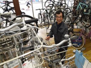 エールを込めた自転車出荷 4代続く神栖市の自転車店「サイクルショップ境川」(茨城・神栖市)
