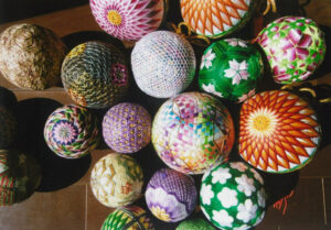 華やかに常陸てまり展　偕楽園公園センターで12日～（茨城・水戸市）