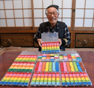 92歳が独創アート 小野瀬さん 「アイデアがあふれ出して」(茨城・北茨城市)