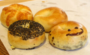 ベーグルが看板　パン工房こはるびより（茨城・潮来市）